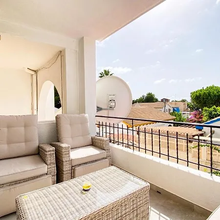 Don Quijote Apartment *
